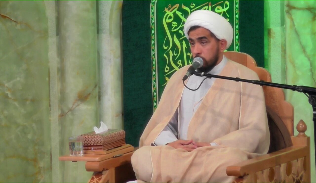 ویژه‌برنامه «میثاق با غدیر؛ میراث امام خمینی(ره)» که در رواق امام خمینی(ره) حرم مطهر رضوی و با حضور زائران و مجاوران حضرت علی بن موسی الرضا(ع)