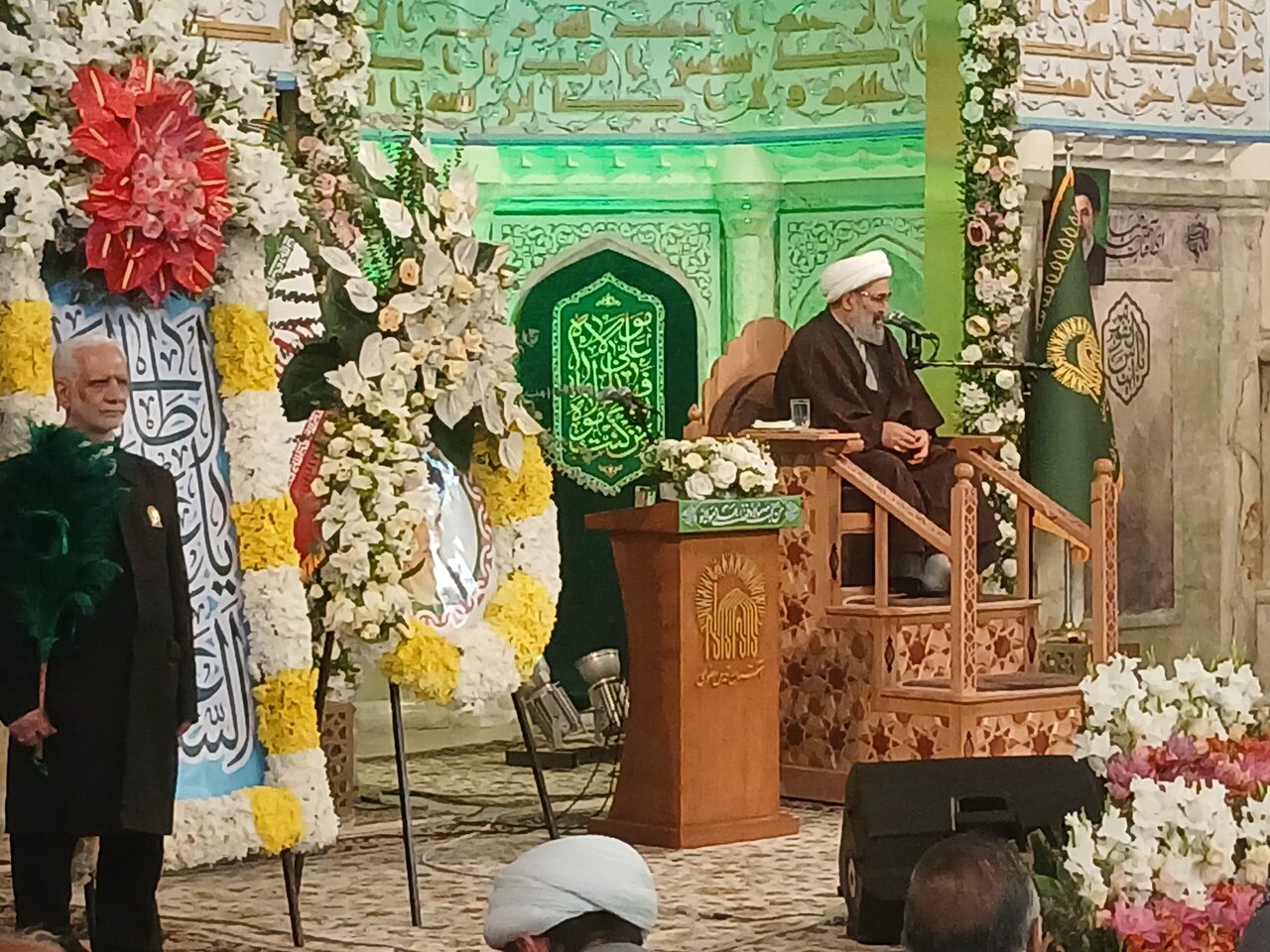 مراسم گرامیداشت چهاردهم خرداد، سالروز ارتحال بنیانگذار جمهوری اسلامی ایران با عنوان «راه خمینی، عهد غدیر و تجدید بیعت با ولایت» در رواق امام خمینی(ره) حرم مطهر رضوی