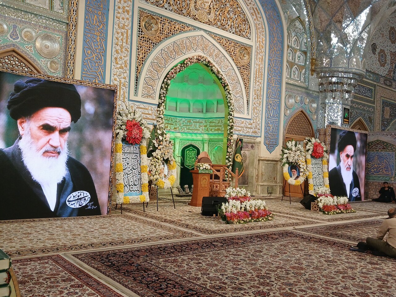 مراسم گرامیداشت چهاردهم خرداد، سالروز ارتحال بنیانگذار جمهوری اسلامی ایران با عنوان «راه خمینی، عهد غدیر و تجدید بیعت با ولایت» در رواق امام خمینی(ره) حرم مطهر رضوی