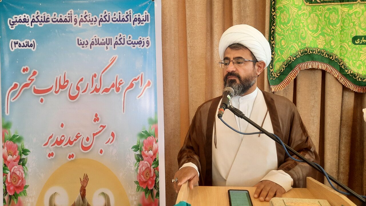   ۱۲ طلبه و فاضل حوزوی چهارمحال و بختیاری به لباس مقدس روحانیت ملبس شدند