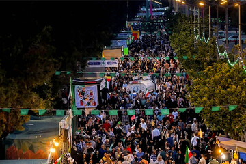 تصاویر| مهمانی کیلومتری غدیر با حضور گروه جهادی قاسم بن الحسن حوزه علمیه بیرجند