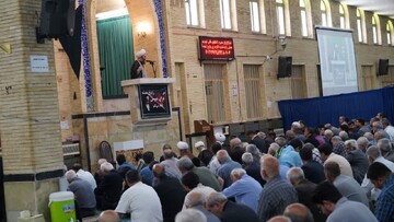 تصاویر/ حضور پر شور مردم دارالمومنین خوی در اقامه آیین عبادی سیاسی نماز جمعه