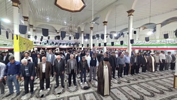 تصاویر/ اقامه نماز جمعه ماکو