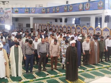 نماز جمعه عسلویه به روایت تصویر