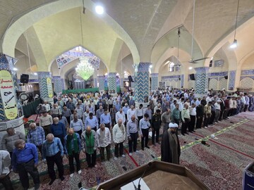 فیلم| انزجار نمازگزاران بهابادی از رژیم صهیونیستی و آمریکای جنایتکار