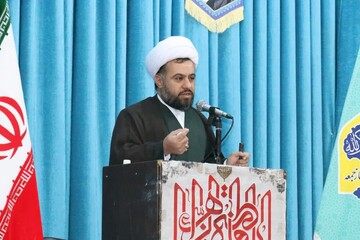  حضرت امام خمینی(ره) الگویی بی‌همتا از انقلابی متعالی و پیشرو ارائه کرد