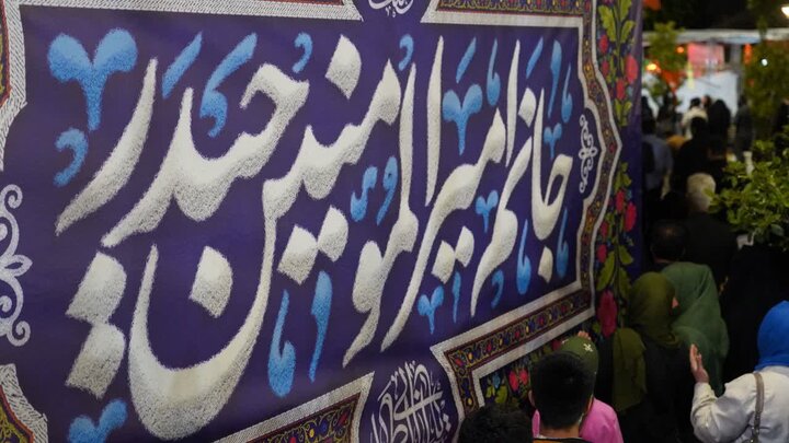 تصاویر/ اجتماع مردمی در نود و ششمین شب از شب های مقاومت در خوی
