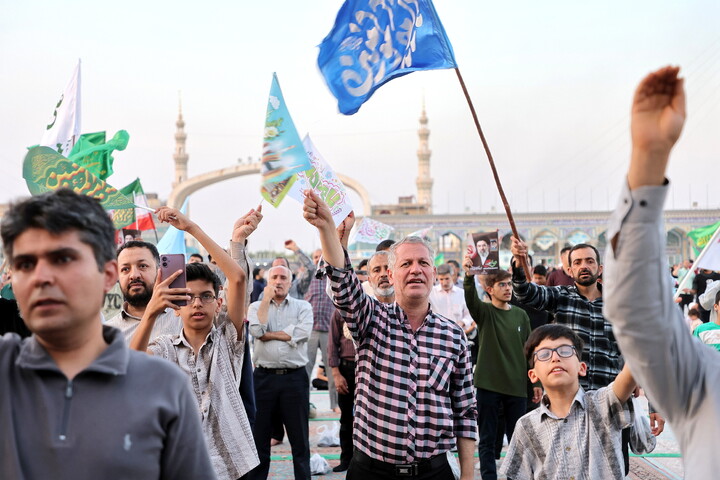 تصاویر/ حال و هوای مسیر بلوار پیامبر اعظم (ص)  تا مسجد مقدس جمکران در عید غدیر خم