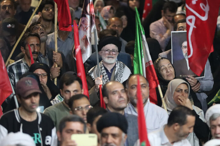 آئین باشکوه عمامه گذاری جمعی از طلاب شهرستان ساری