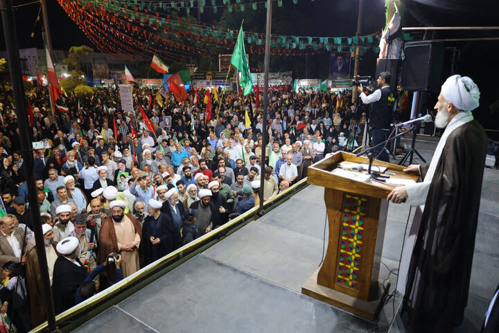 آئین باشکوه عمامه گذاری جمعی از طلاب شهرستان ساری