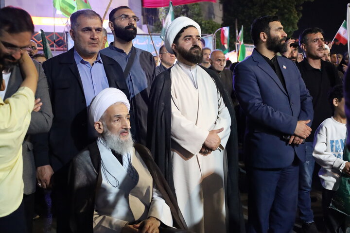 آئین باشکوه عمامه گذاری جمعی از طلاب شهرستان ساری