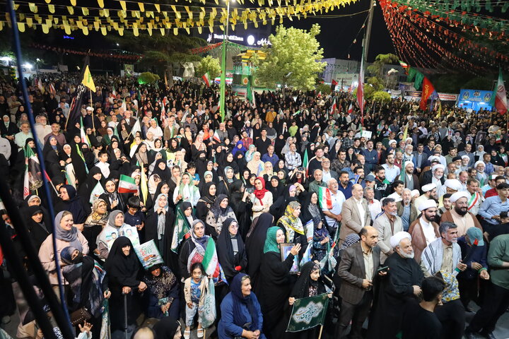 آئین باشکوه عمامه گذاری جمعی از طلاب شهرستان ساری