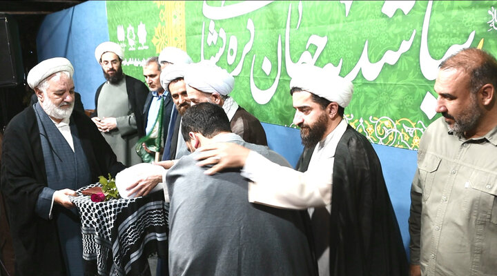 آئین باشکوه عمامه گذاری جمعی از طلاب شهرستان ساری