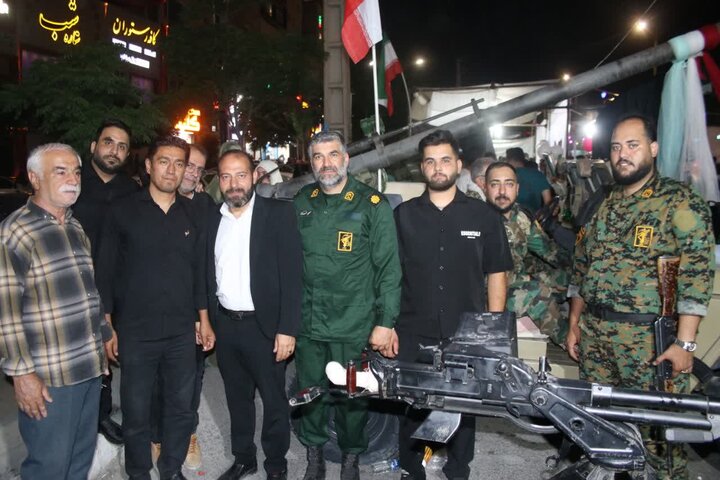 تصاویر/ برپایی همزمان جشن عید غدیر و تجمعات حماسی شبانه در پرند