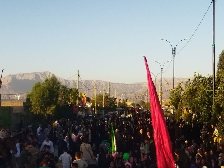 تصاویر/ مراسم‌ پیاده‌روی و جشن‌ عید غدیر در شهر محی‌آباد