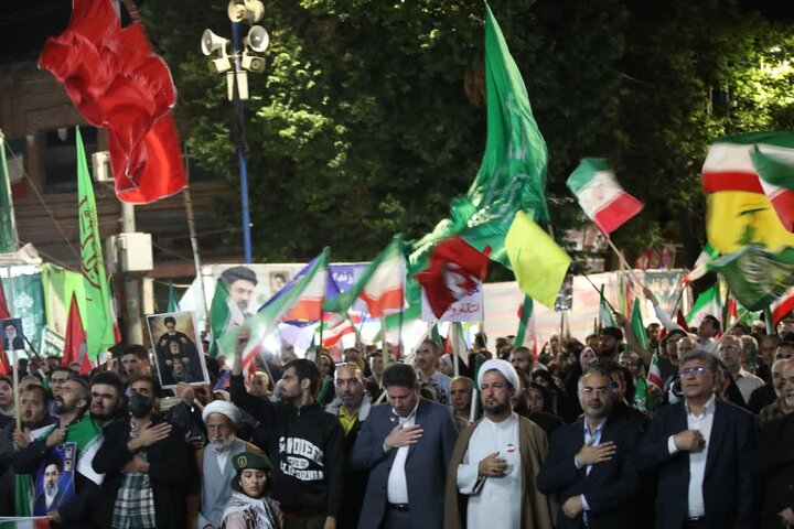 تصاویر/ نود و ششمین شب از قرار شبانه،تبلور حماسه حضور و ایستادگی مردم ولایتمدار و غیور ارومیه