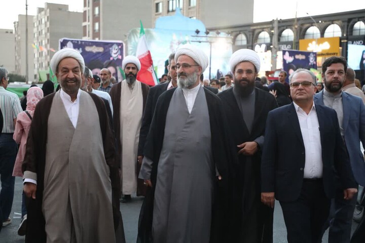 تصاویر/ جشن و شادپیمایی عید غدیرخم در شهرستان سمنان