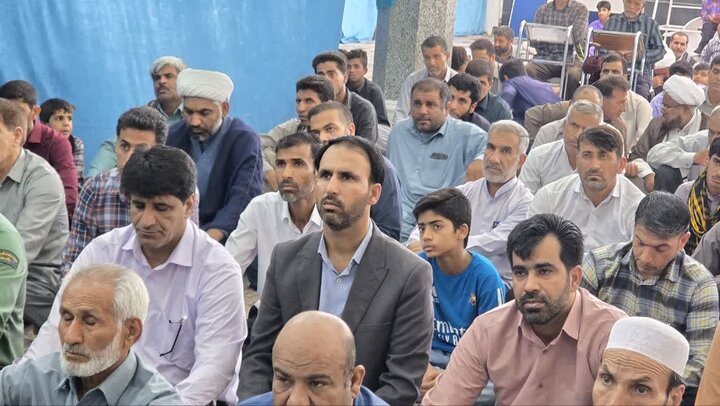 تصاویر/ اقامه نمازجمعه شهر ریگان