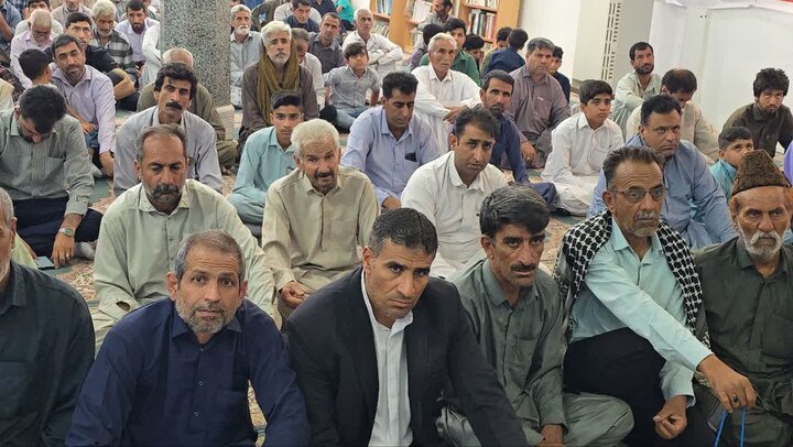 تصاویر/ اقامه نمازجمعه شهر ریگان
