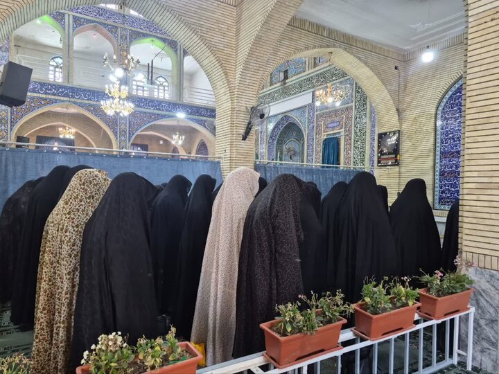 تصاویر/ اقامه نمازجمعه شهر راین