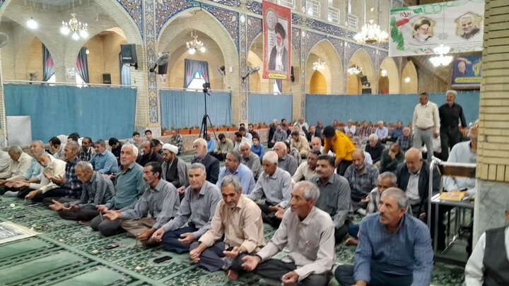 تصاویر/ اقامه نمازجمعه شهر راین