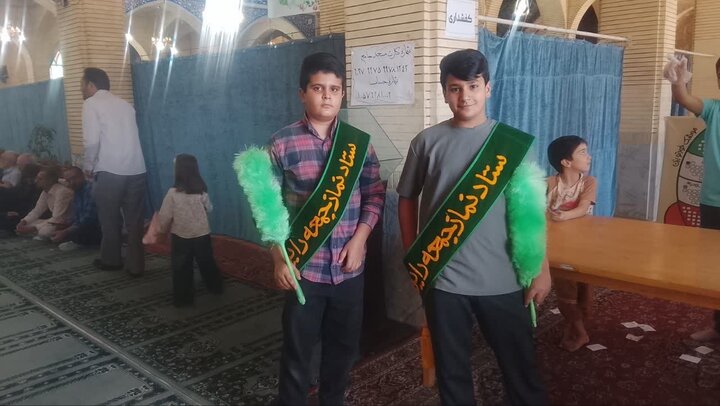 تصاویر/ اقامه نمازجمعه شهر راین