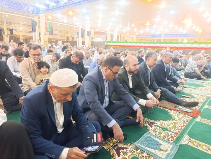 نمازجمعه امروز شهر بوشهر به روایت تصاویر