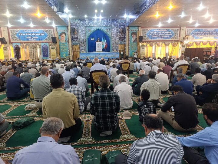 نمازجمعه امروز شهر بوشهر به روایت تصاویر