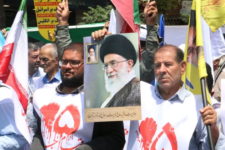 تصاویر/ راهپیمایی یوم الله ۱۵ خرداد با حضور کفن پوشان ورامینی