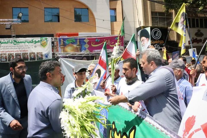 تصاویر/ راهپیمایی یوم الله ۱۵ خرداد با حضور کفن پوشان ورامینی