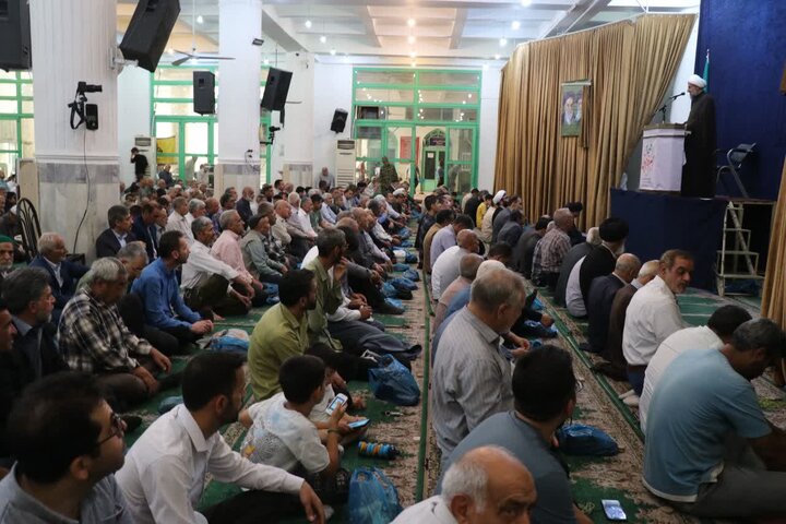 تصاویر/ برگزاری نماز عبادی سیاسی جمعه در قرچک