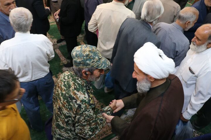 تصاویر/ برگزاری نماز عبادی سیاسی جمعه در قرچک