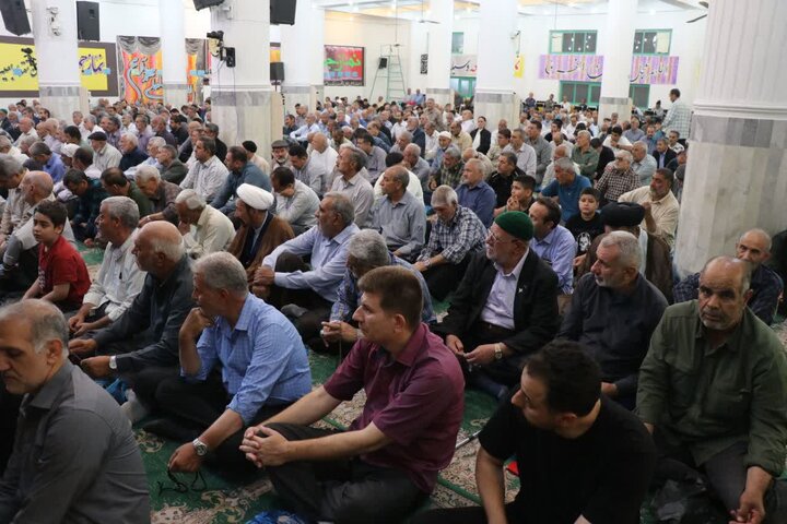 تصاویر/ برگزاری نماز عبادی سیاسی جمعه در قرچک