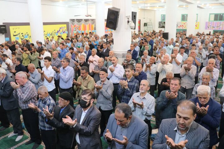 تصاویر/ برگزاری نماز عبادی سیاسی جمعه در قرچک