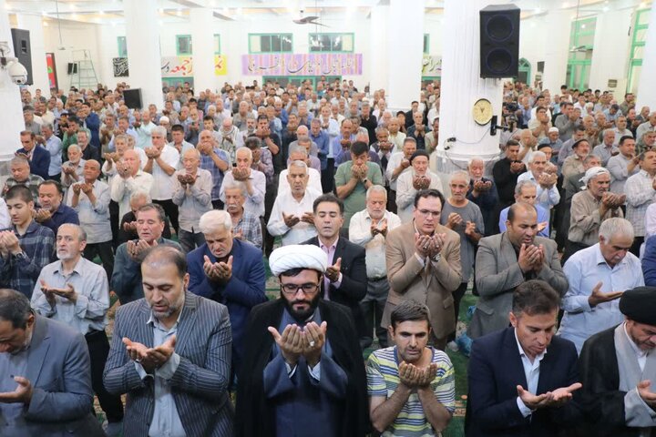 تصاویر/ برگزاری نماز عبادی سیاسی جمعه در قرچک