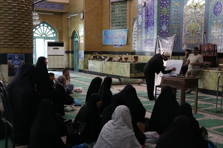 تصاویر/ برگزاری نماز عبادی سیاسی جمعه در قرچک