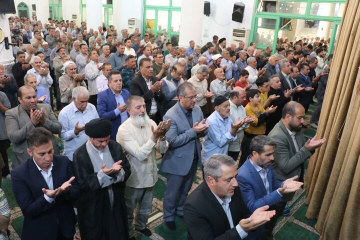 تصاویر/ برگزاری نماز عبادی سیاسی جمعه در قرچک
