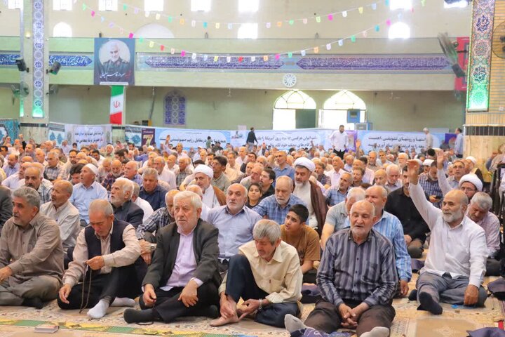 تصاویر/ برگزاری نمازجمعه حماسی و دشمن‌شکن شهرستان اسلامشهر