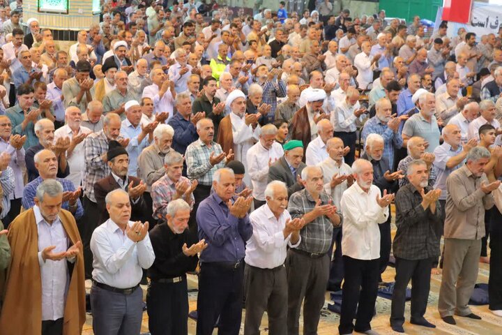تصاویر/ نماز جمعه حماسی و دشمن‌شکن اسلامشهر در سالروز قیام تاریخی ۱۵ خرداد