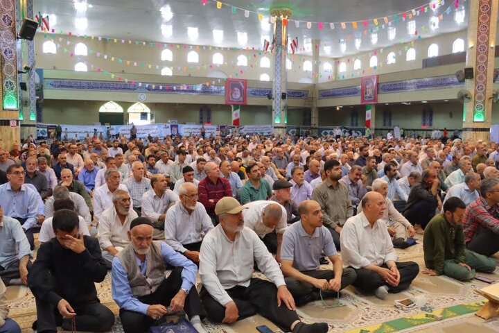 تصاویر/ نماز جمعه حماسی و دشمن‌شکن اسلامشهر در سالروز قیام تاریخی ۱۵ خرداد