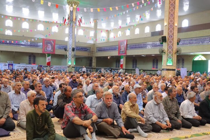 تصاویر/ نماز جمعه حماسی و دشمن‌شکن اسلامشهر در سالروز قیام تاریخی ۱۵ خرداد