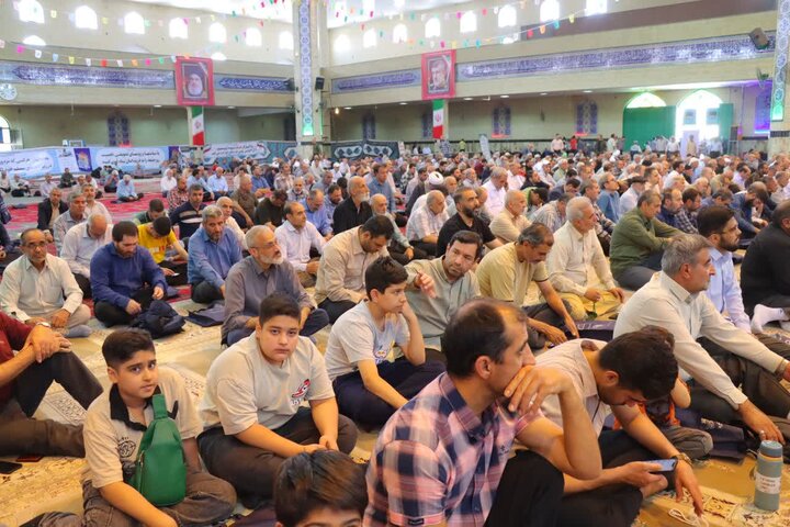 تصاویر/ نماز جمعه حماسی و دشمن‌شکن اسلامشهر در سالروز قیام تاریخی ۱۵ خرداد