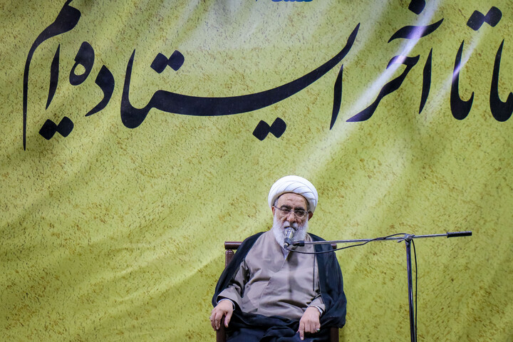 تصاویر/ مراسم عمامه گذاری به مناسبت عید غدیر