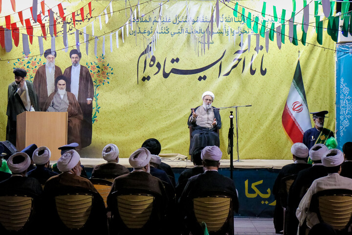 تشکیل حکومت اسلامی اوج شکوه و عظمت کار امام خمینی(ره) است