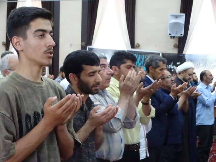 تصاویر/ نماز جمعه امروز شهرستان چهاربرج