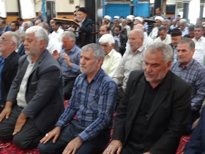 تصاویر/ نماز جمعه امروز شهرستان چهاربرج