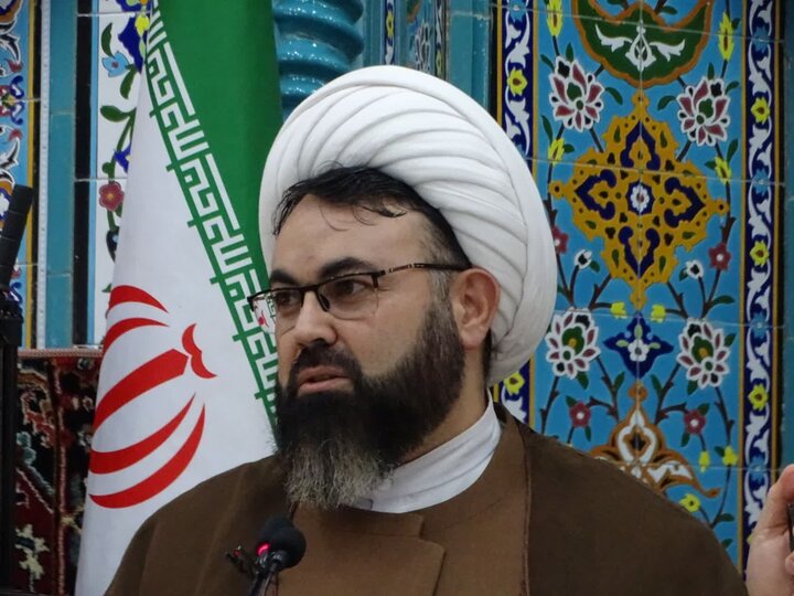 تصاویر/ نماز جمعه امروز شهرستان چهاربرج