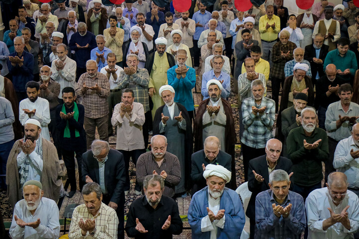 تصاویر/ راهپیمایی مردم انقلابی قم در یوم الله ۱۵خرداد