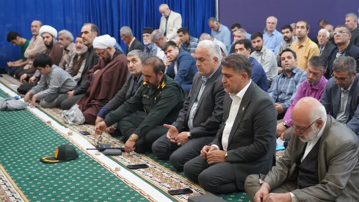 تصاویر/ حضور پر شور مردم دارالمومنین خوی در اقامه آیین عبادی سیاسی نماز جمعه