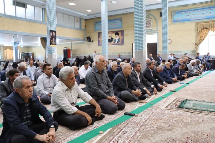تصاویر/ آیین عبادی سیاسی نماز جمعه نوشین شهر